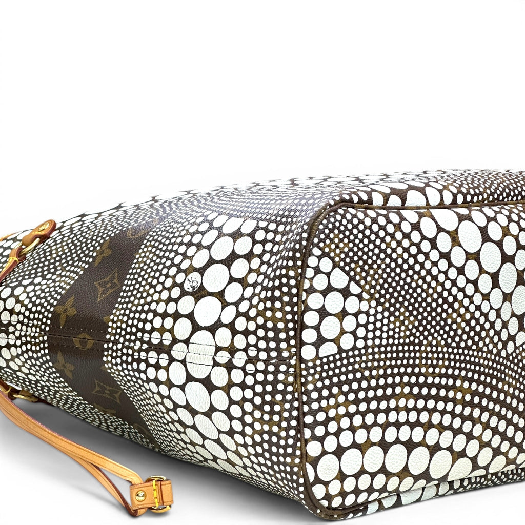 Louis Vuitton Neverfull MM Monogram Yayoi Kusama Wave Canvas