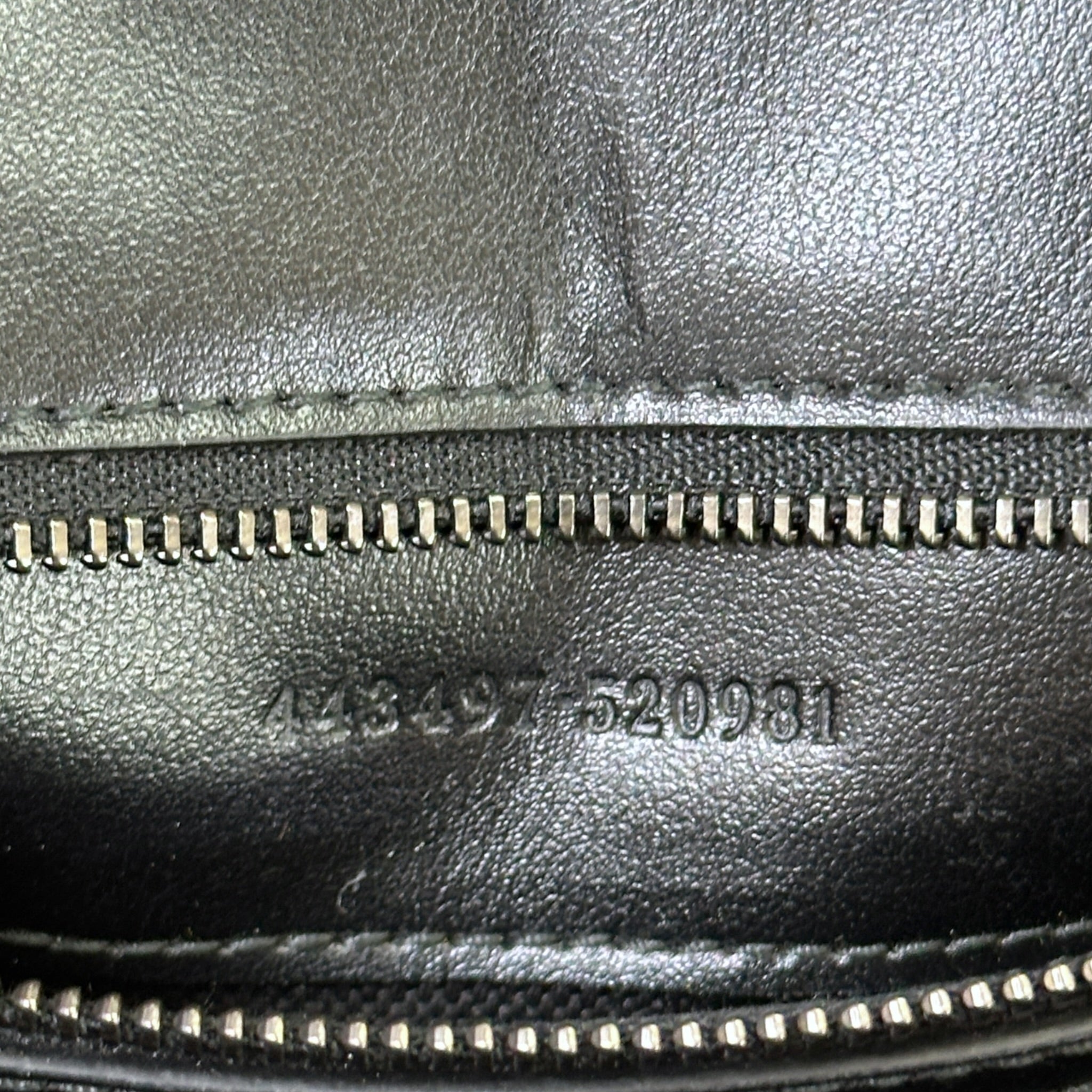 Gucci GG Marmont Shoulder Bag Small Black Matelassé Chevron