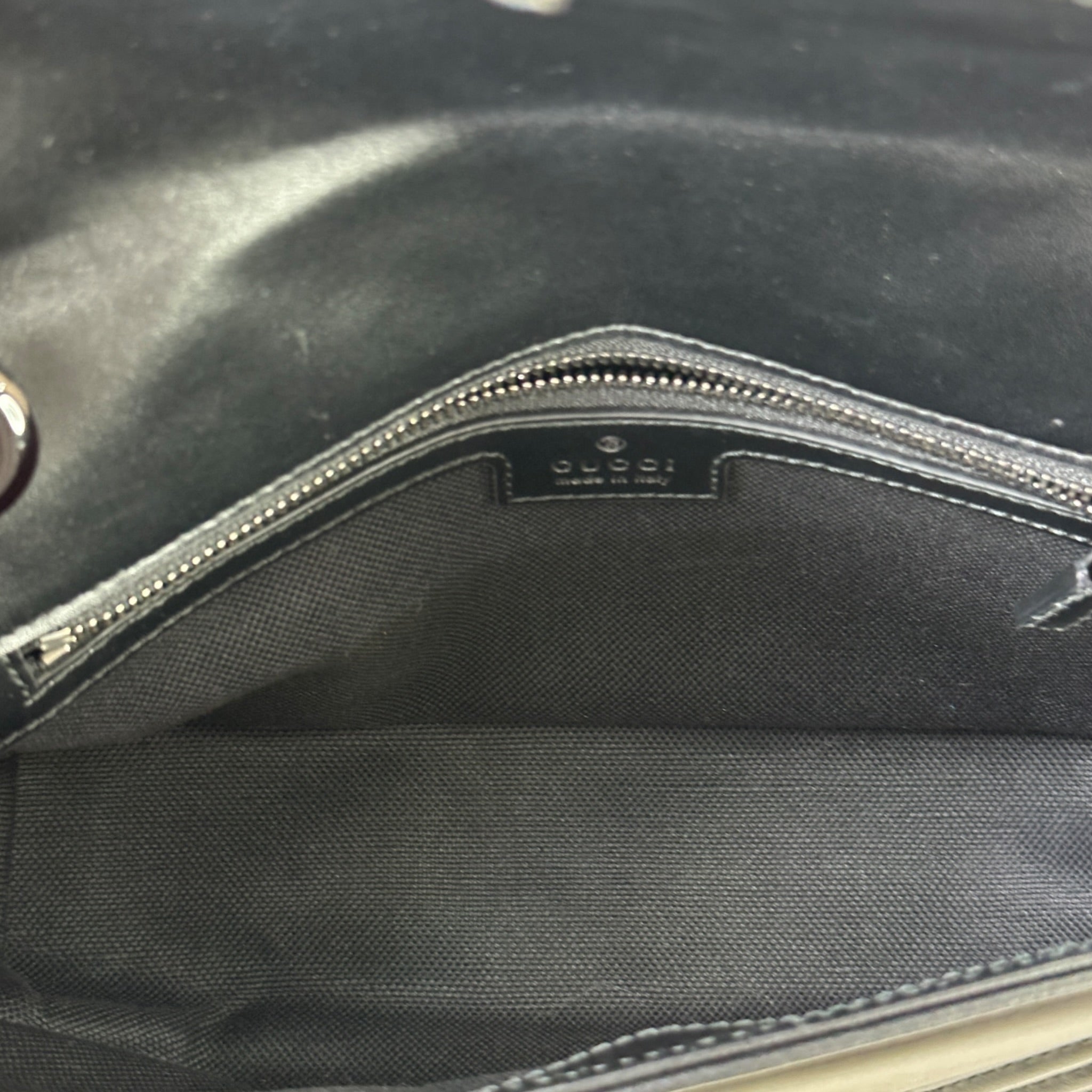 Gucci GG Marmont Shoulder Bag Small Black Matelassé Chevron