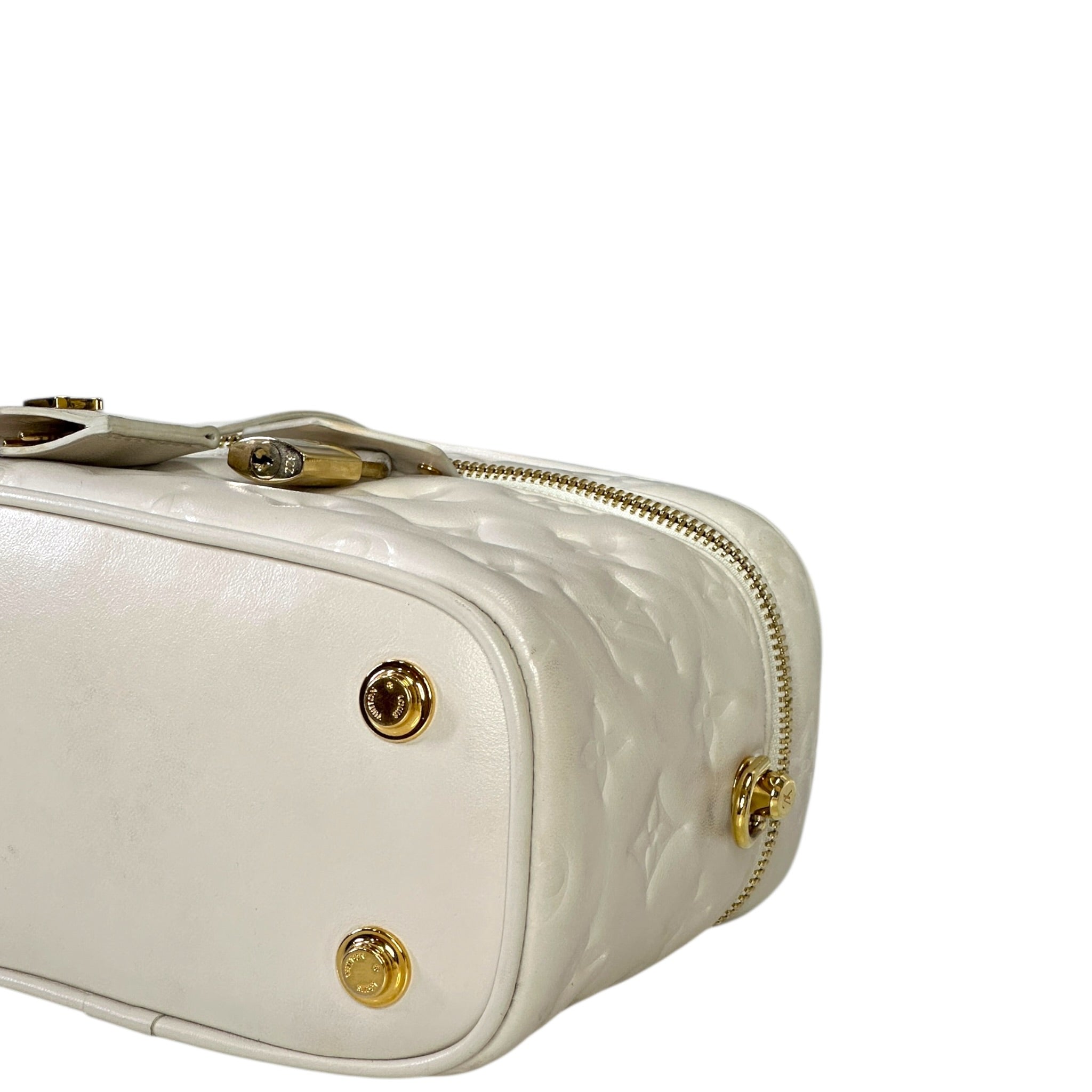 Louis Vuitton Vanity PM Cream Puffy Lambskin