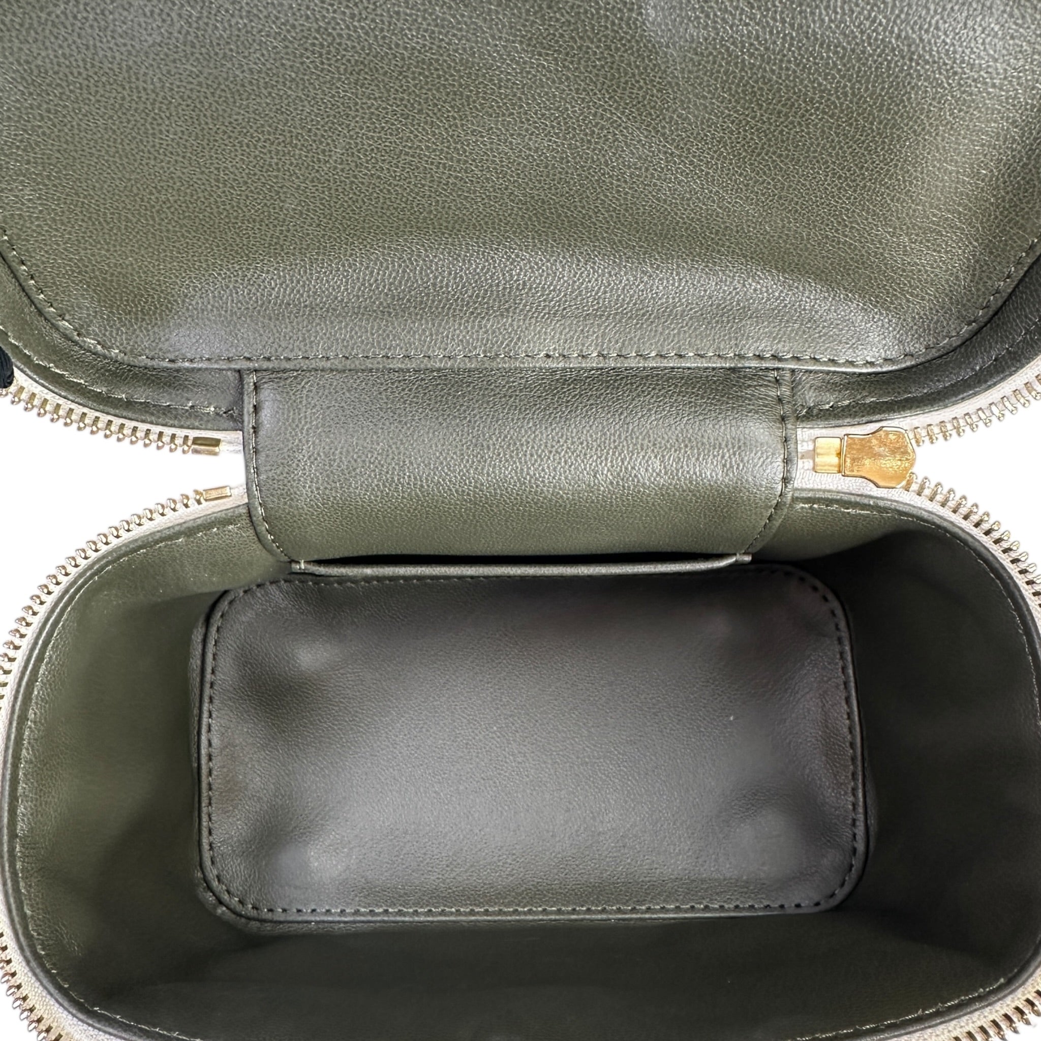 Louis Vuitton Vanity PM Cream Puffy Lambskin