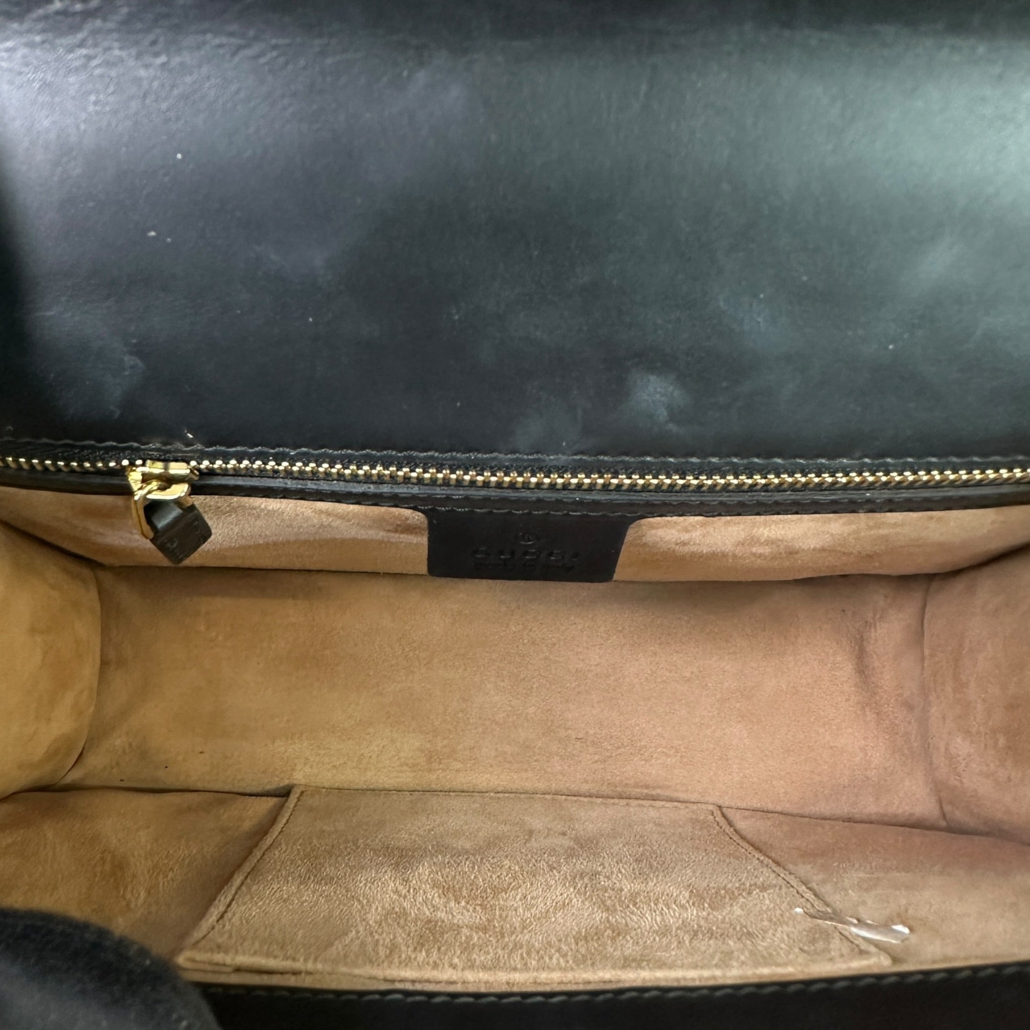 Gucci Sylvie Shoulder Bag Medium Black Leather