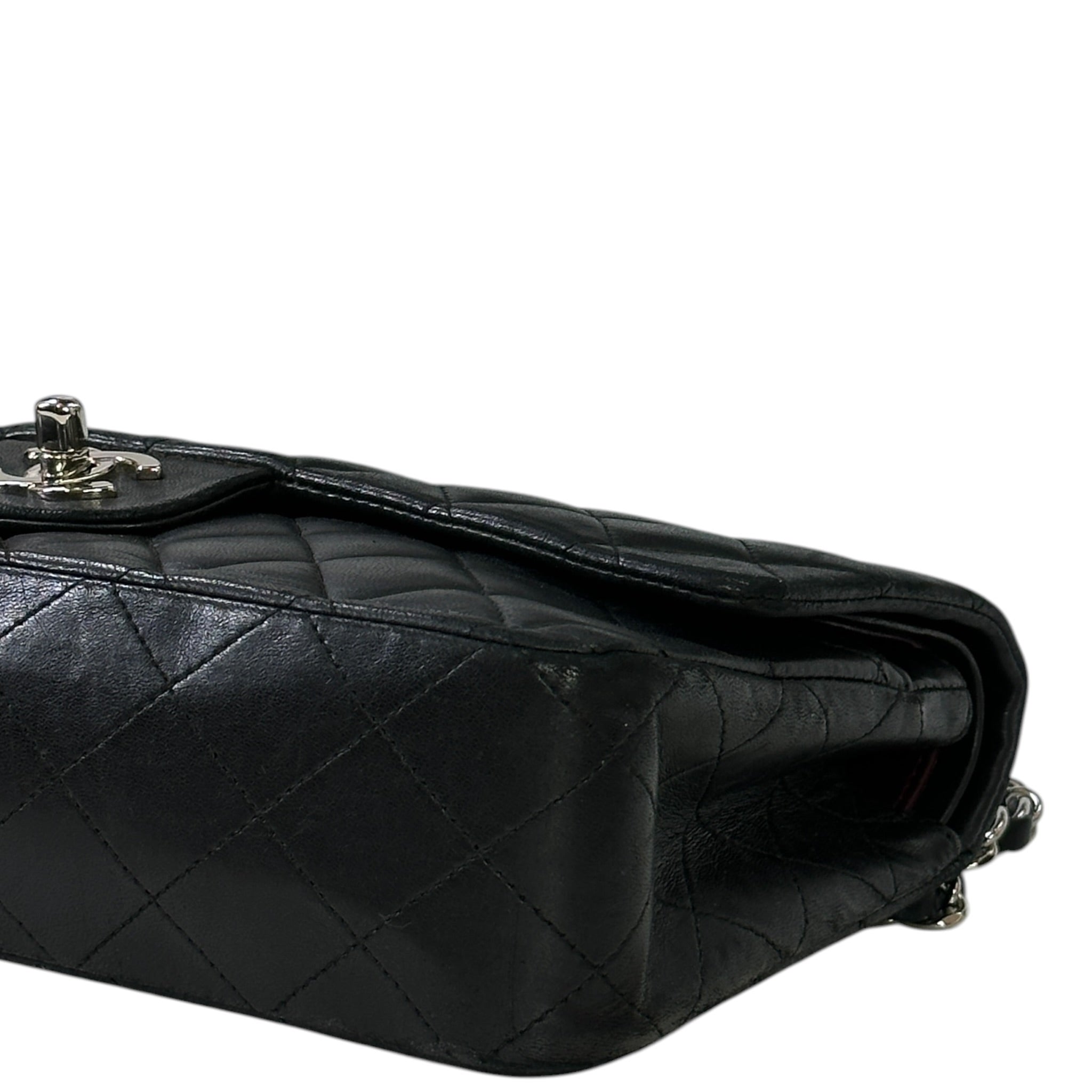 Chanel Classic Flap Bag Medium Black Smooth Lambskin