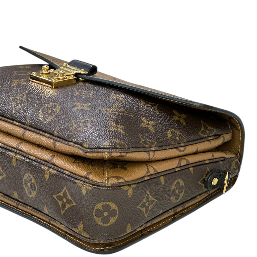 Louis Vuitton Pochette Métis Reverse Monogram canvas