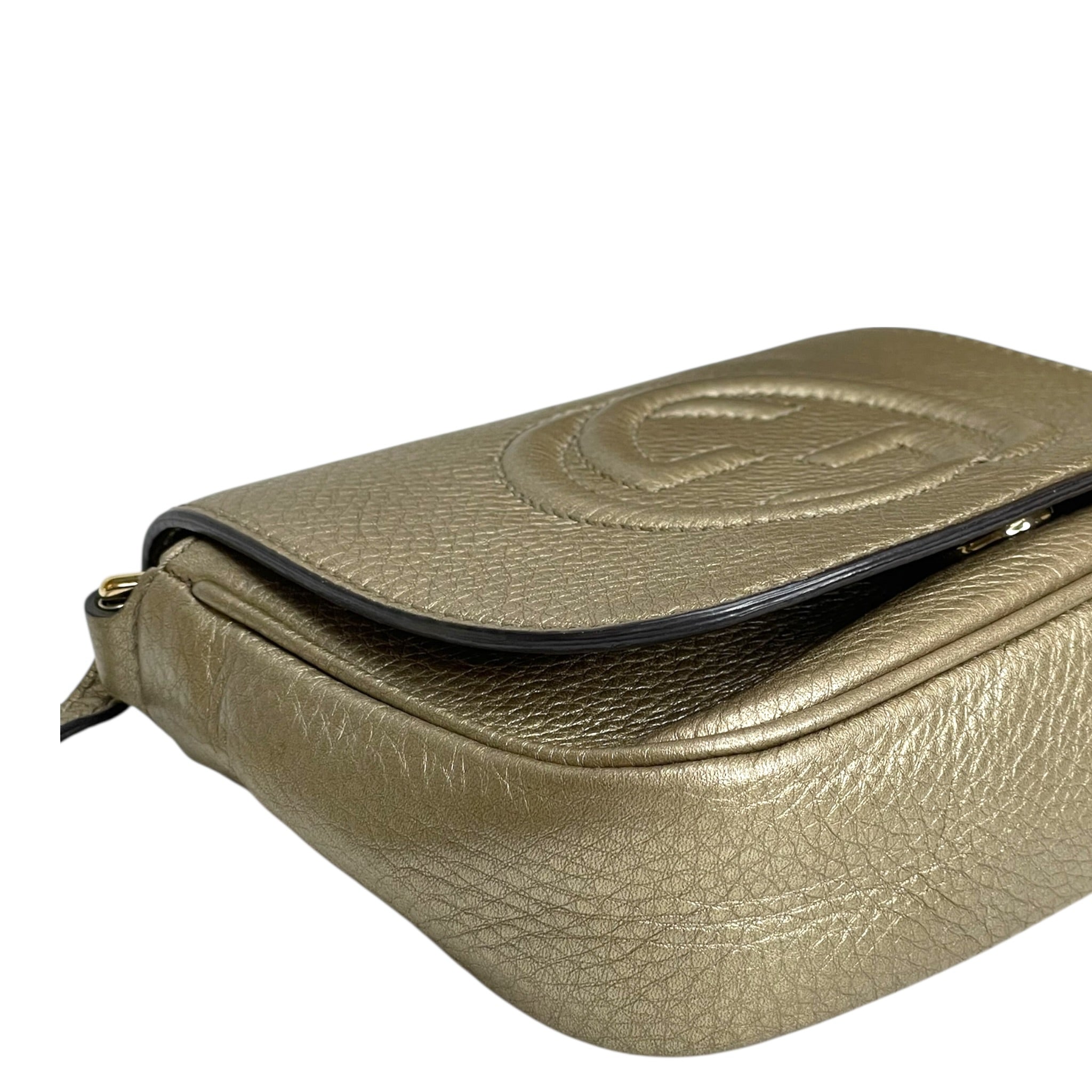 Gucci  Soho Chain Crossbody Bag Metallic Gold Leather
