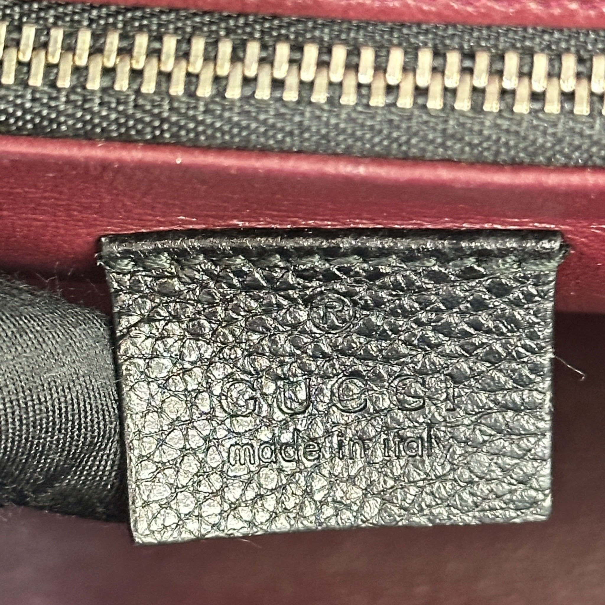 Gucci Zumi Top Handle Bag Small Black Grainy Leather