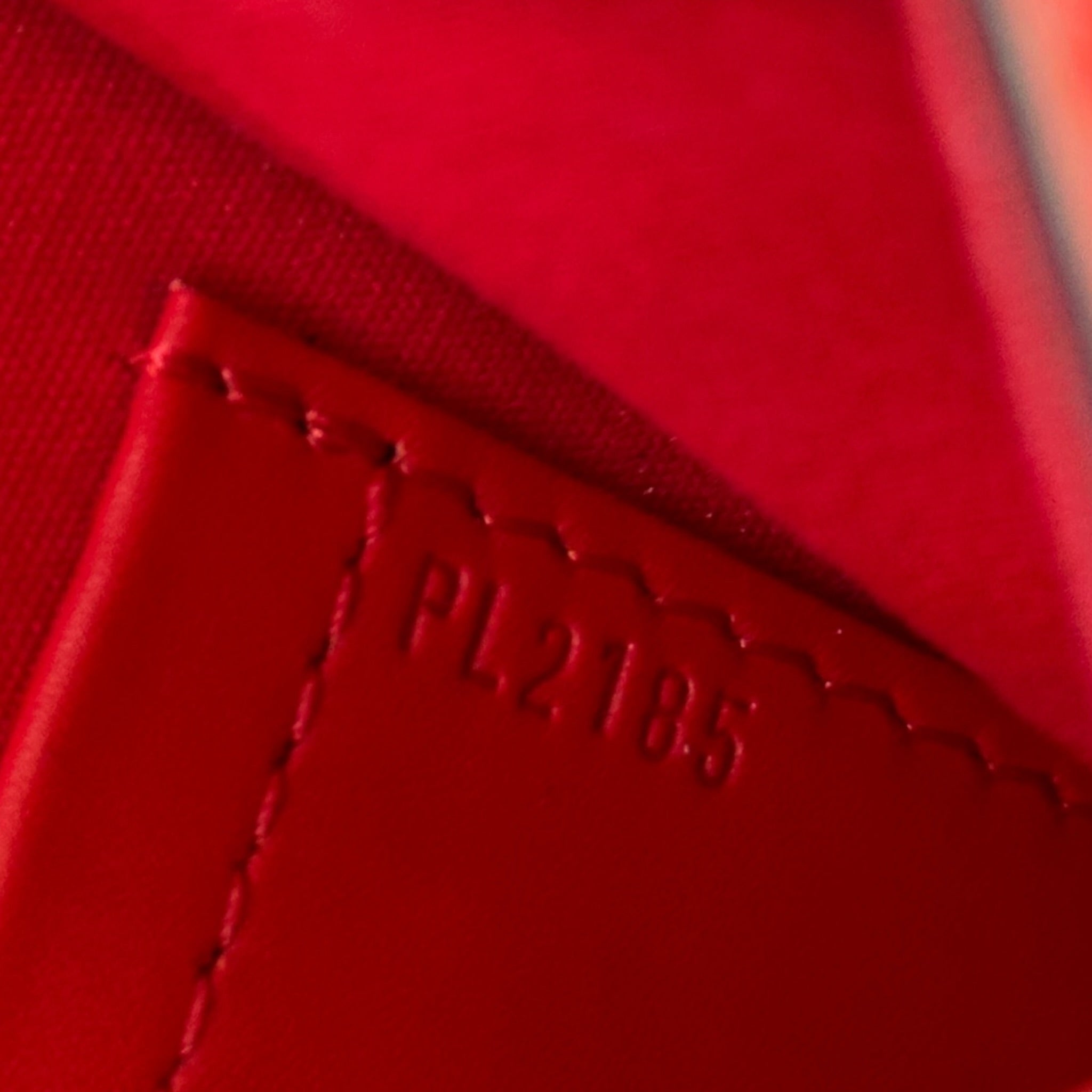 Louis Vuitton Louise MM Vernis Red Patent Leather