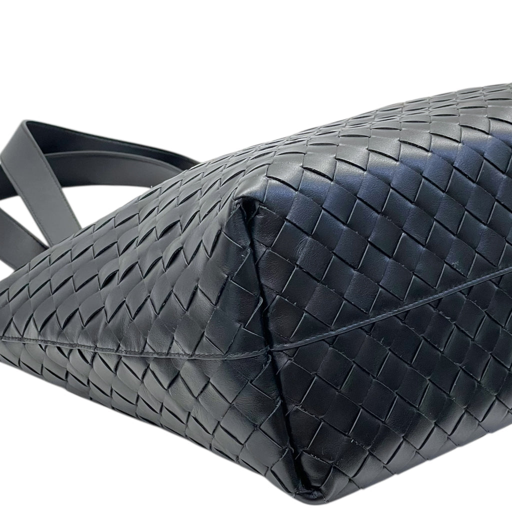 Bottega Veneta Small Intrecciato Zipped Tote Black Leather