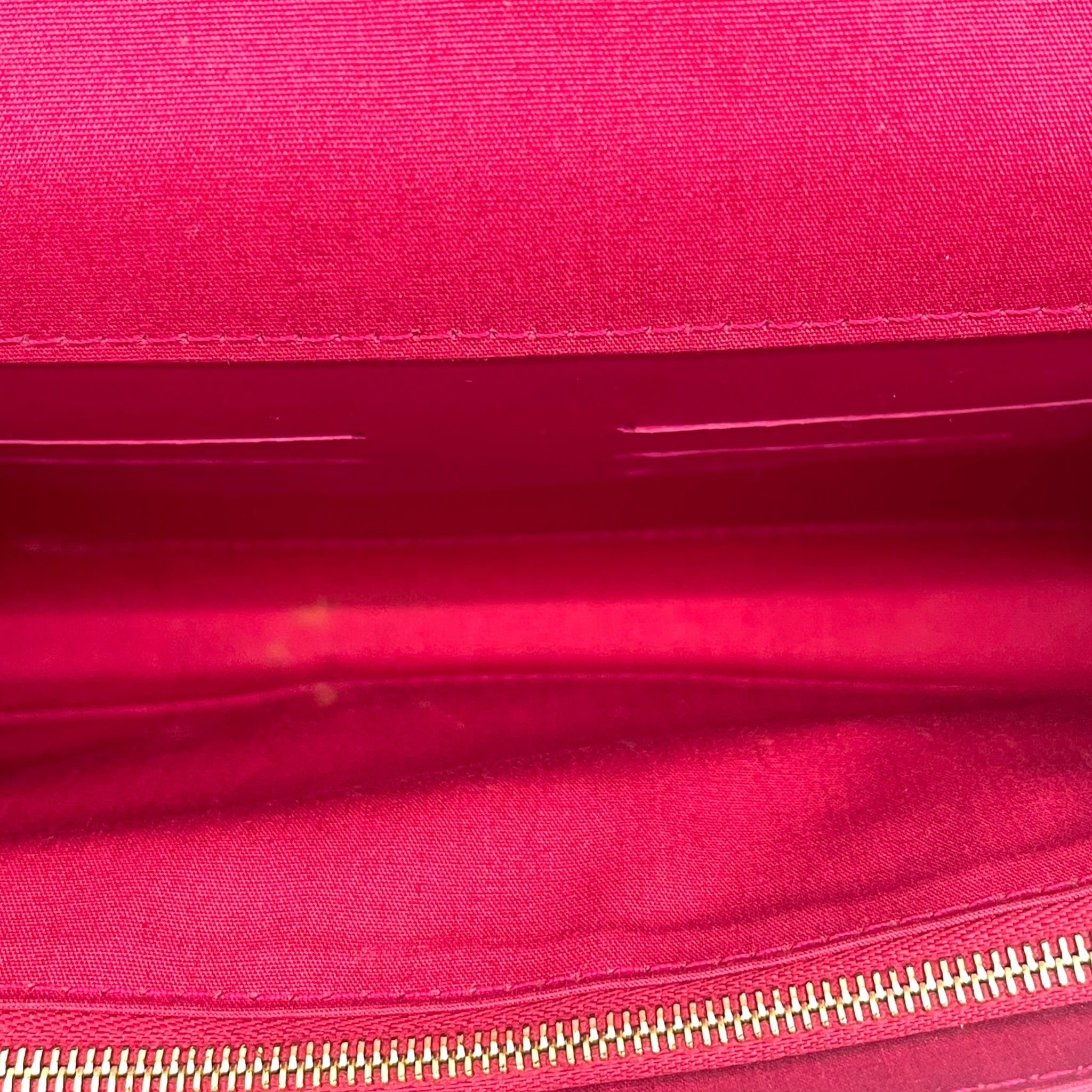 Louis Vuitton Vernis Patent Leather Louise Clutch One Size