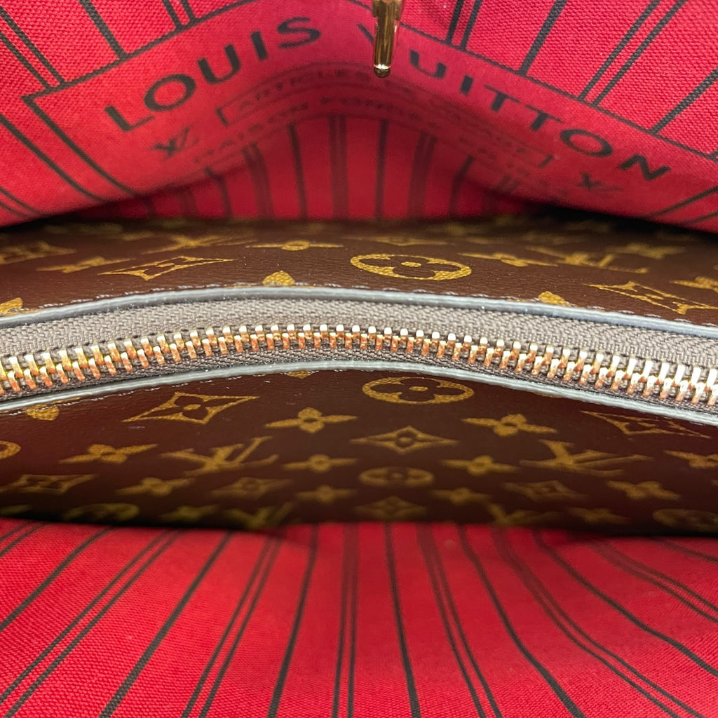 Louis Vuitton Monogram Ever More PM Handbag