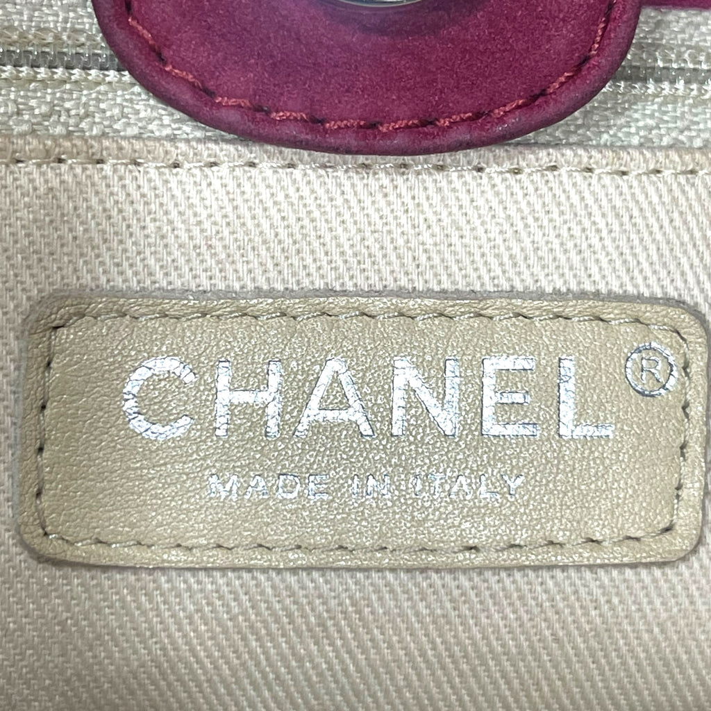 Chanel Hamptons Ultra Stitch Red Chain Tote Bag