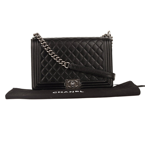 Chanel Boy Bag Medium Quilted New