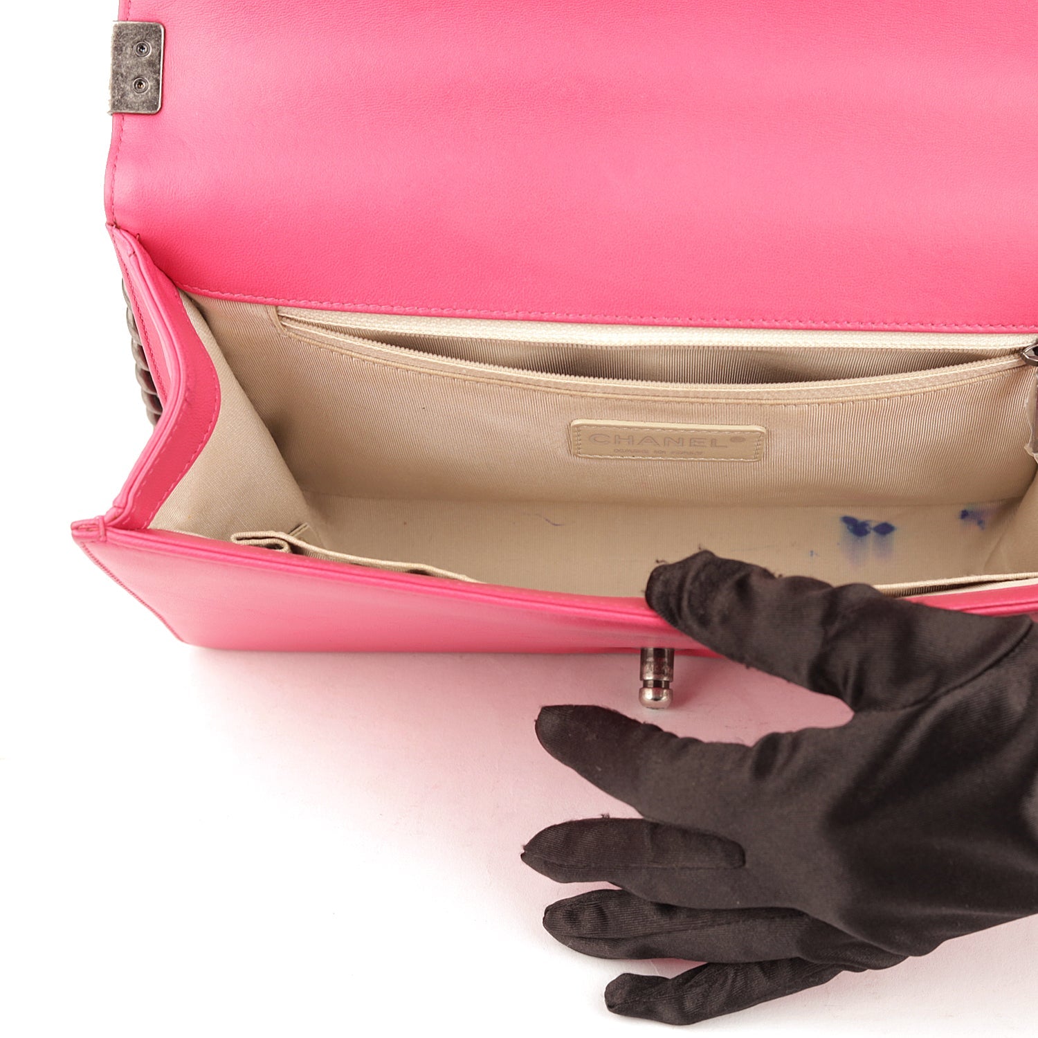 Chanel Boy Bag Medium Pink Quilted Lambskin