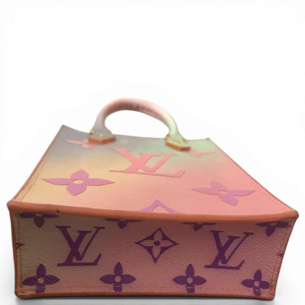 Louis Vuitton Petit Sac Plat Sunrise Pastel Giant Monogram (Spring In The City limited edition)